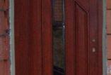 Vstupní dveře v rámové zárubni - profil 68 mm. Materiál masiv smrk, sklo stopsol bronz ( zrcadlové )